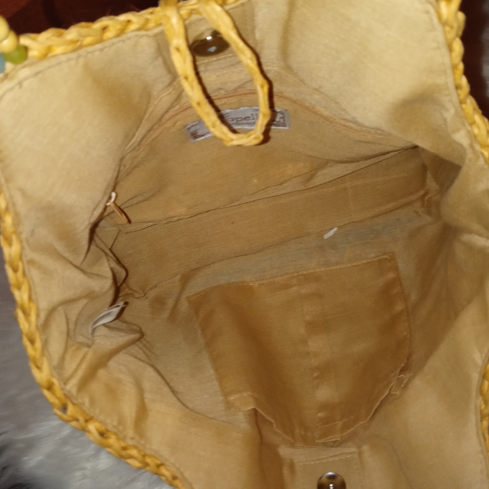 Purse - Picture 2 of 4
